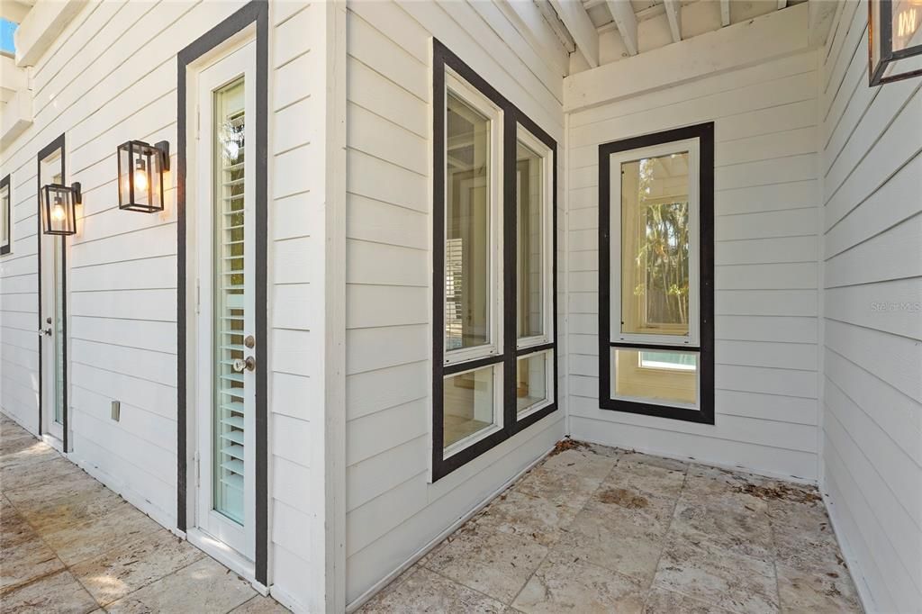 En Venta: $2,150,000 (5 camas, 5 baños, 3270 Pies cuadrados)