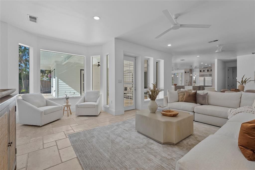 En Venta: $2,150,000 (5 camas, 5 baños, 3270 Pies cuadrados)