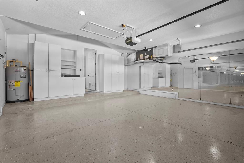 En Venta: $2,150,000 (5 camas, 5 baños, 3270 Pies cuadrados)