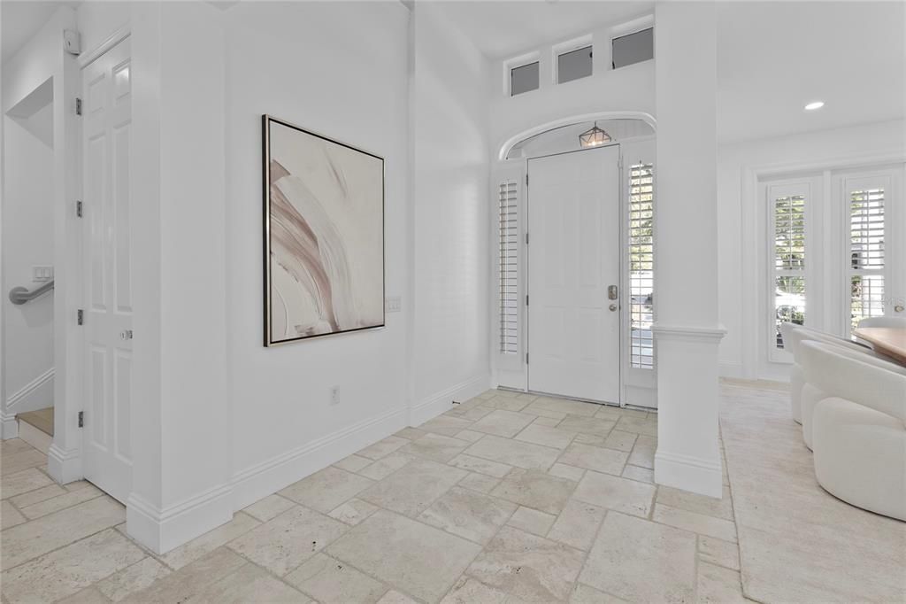 En Venta: $2,150,000 (5 camas, 5 baños, 3270 Pies cuadrados)