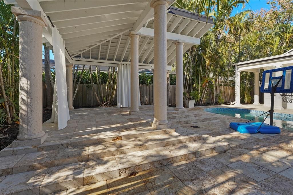 En Venta: $2,150,000 (5 camas, 5 baños, 3270 Pies cuadrados)