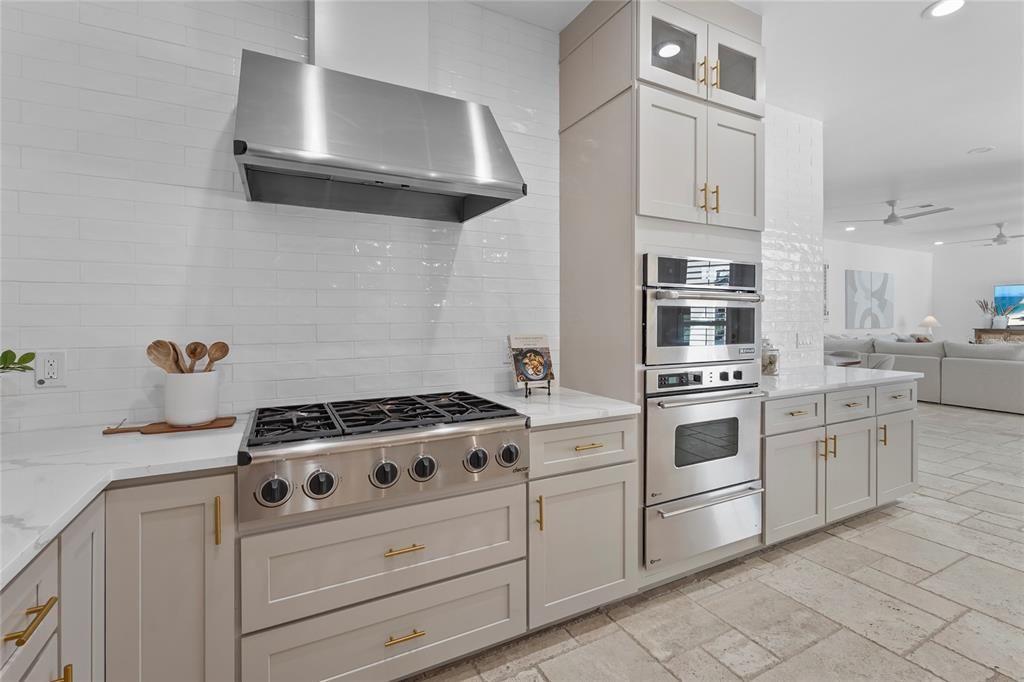 En Venta: $2,150,000 (5 camas, 5 baños, 3270 Pies cuadrados)