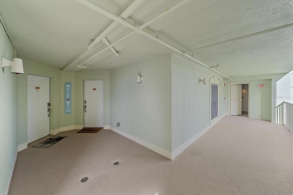 En Venta: $1,399,900 (3 camas, 2 baños, 2639 Pies cuadrados)