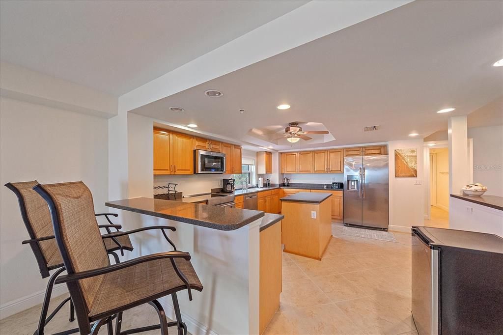 En Venta: $1,399,900 (3 camas, 2 baños, 2639 Pies cuadrados)