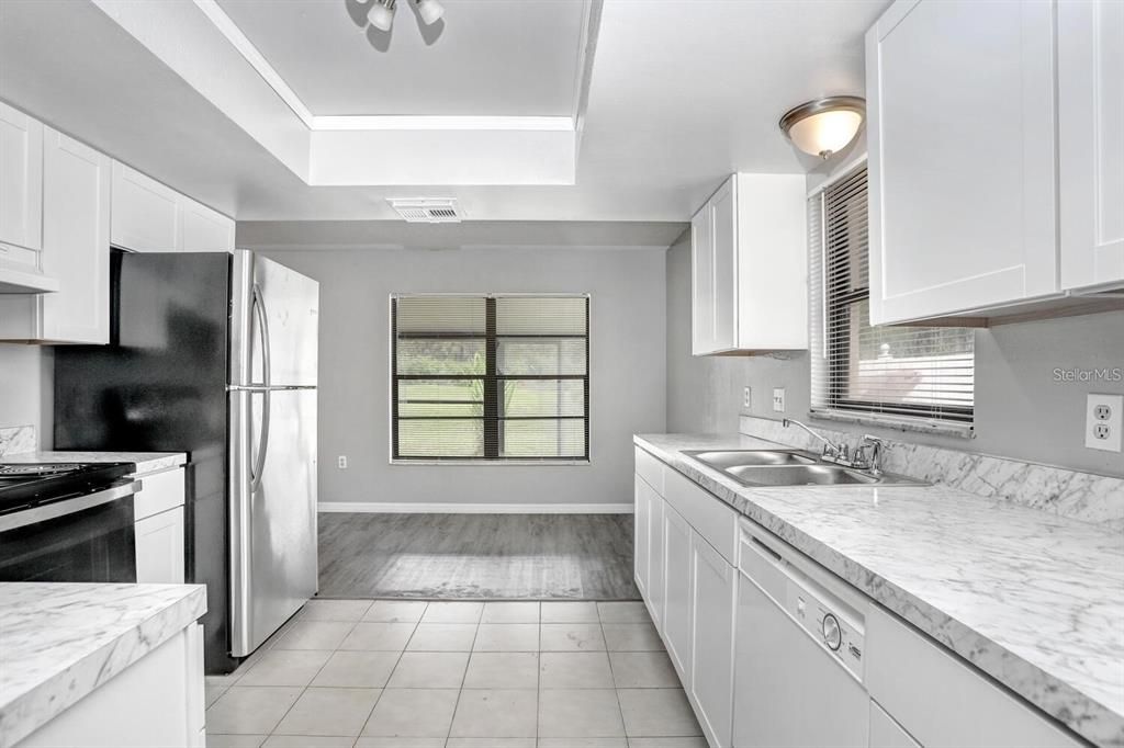 出租: $2,350 (3 贝兹, 2 浴室, 1486 平方英尺)