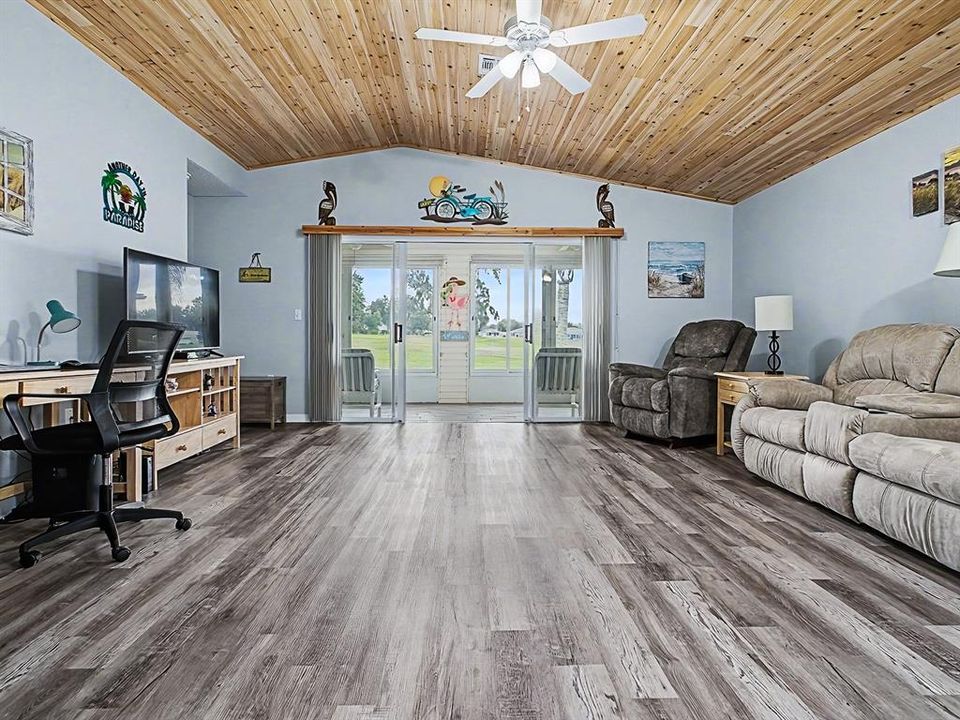 待售: $249,247 (2 贝兹, 2 浴室, 1310 平方英尺)