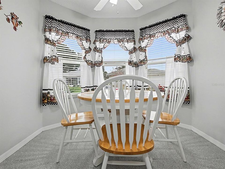 待售: $249,247 (2 贝兹, 2 浴室, 1310 平方英尺)