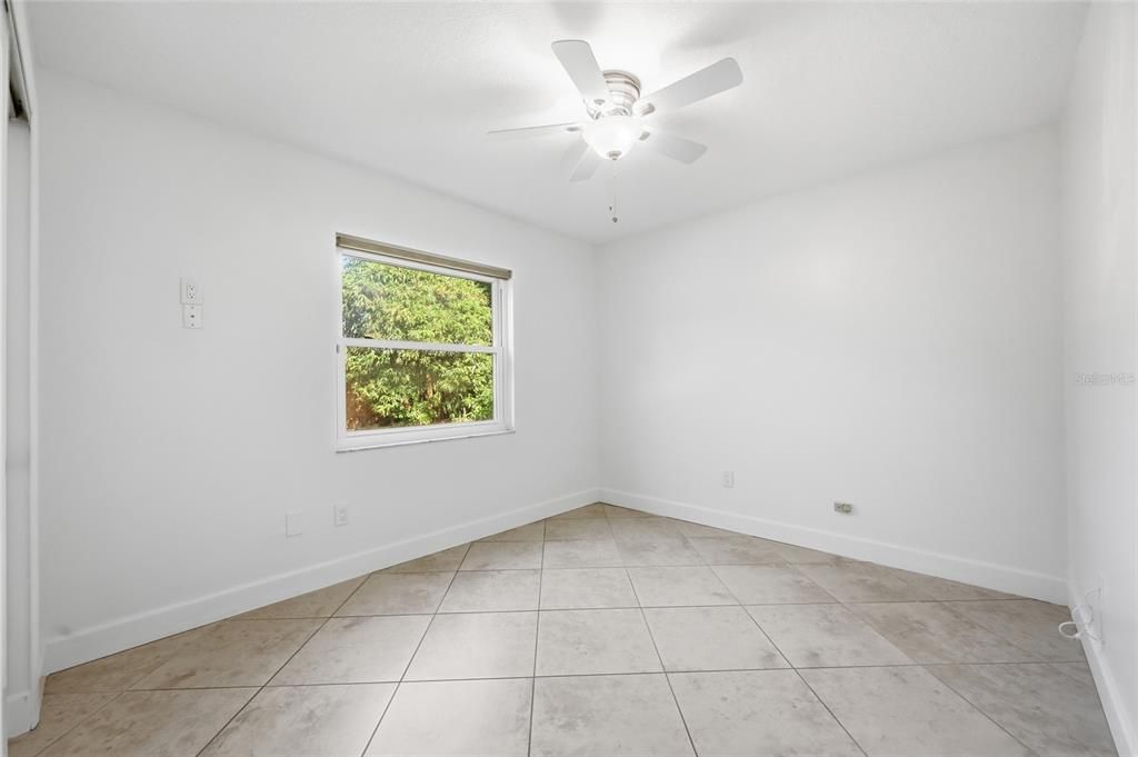 En Venta: $630,000 (4 camas, 3 baños, 2045 Pies cuadrados)