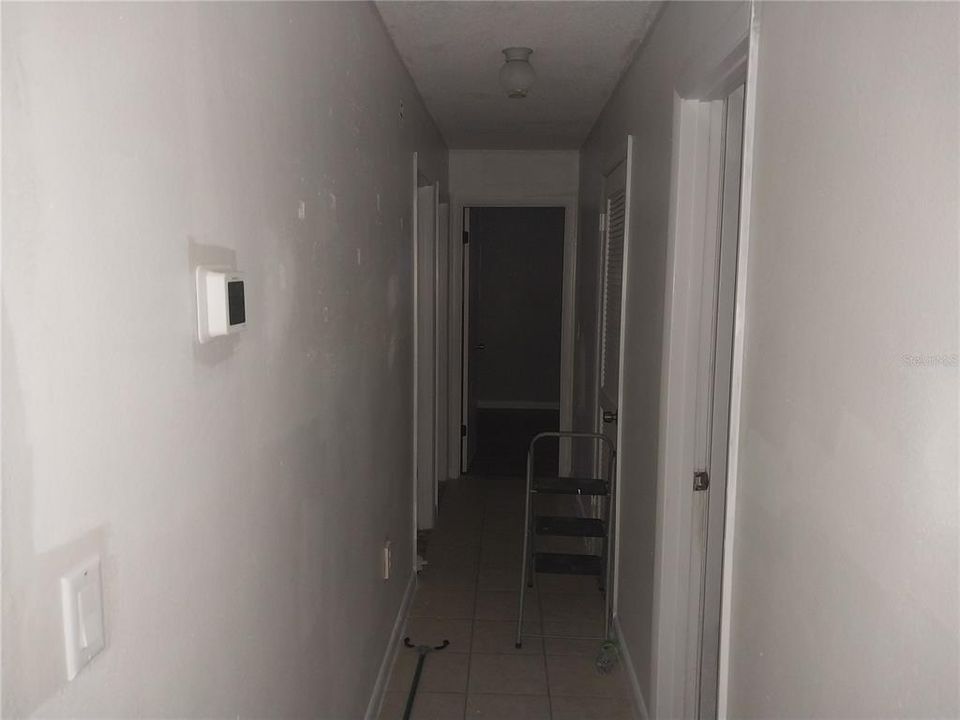 En Venta: $329,000 (4 camas, 2 baños, 1375 Pies cuadrados)