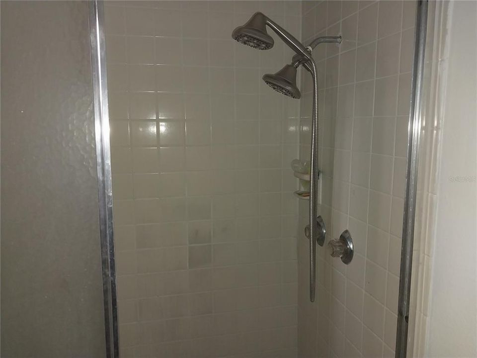 En Venta: $329,000 (4 camas, 2 baños, 1375 Pies cuadrados)