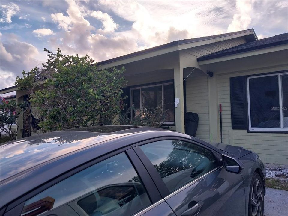 En Venta: $329,000 (4 camas, 2 baños, 1375 Pies cuadrados)