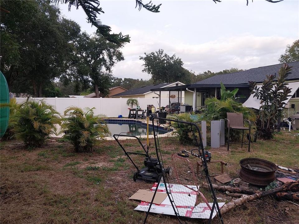 En Venta: $329,000 (4 camas, 2 baños, 1375 Pies cuadrados)