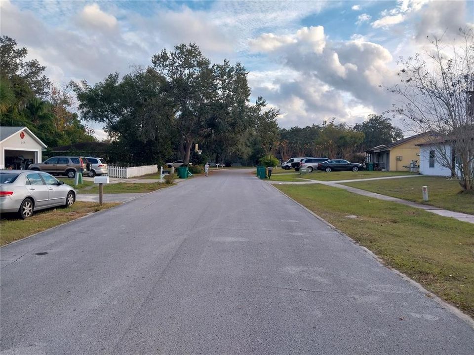 En Venta: $329,000 (4 camas, 2 baños, 1375 Pies cuadrados)