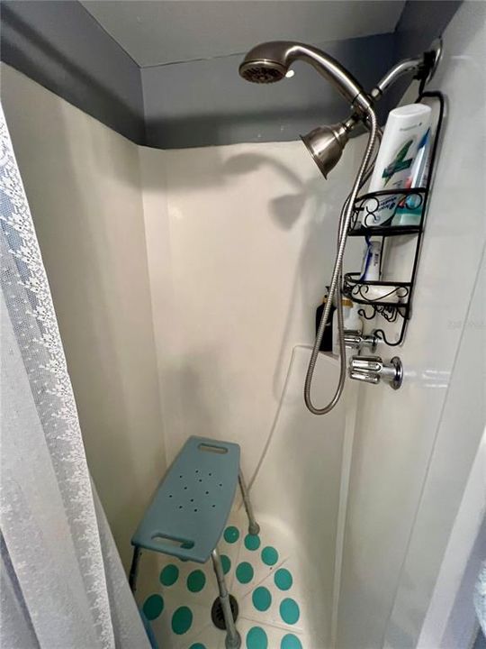 En Venta: $370,000 (6 camas, 0 baños, 1928 Pies cuadrados)