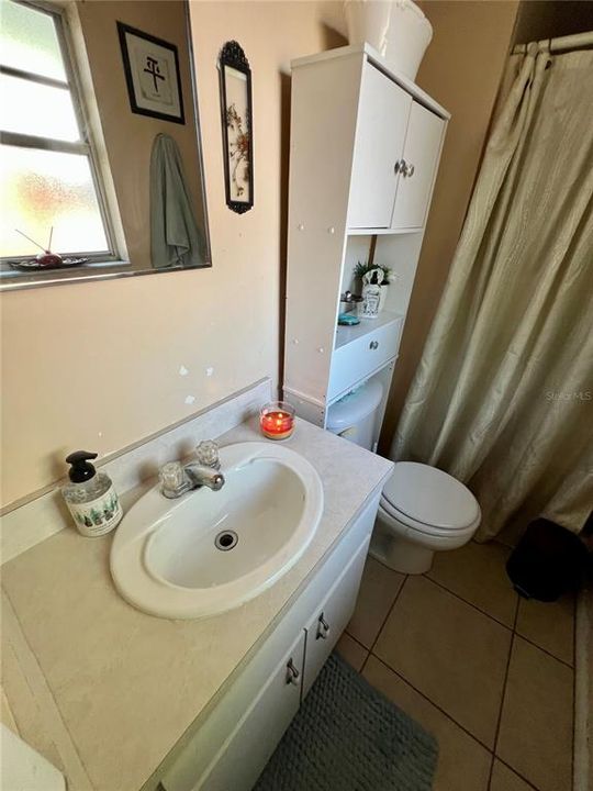 En Venta: $370,000 (6 camas, 0 baños, 1928 Pies cuadrados)