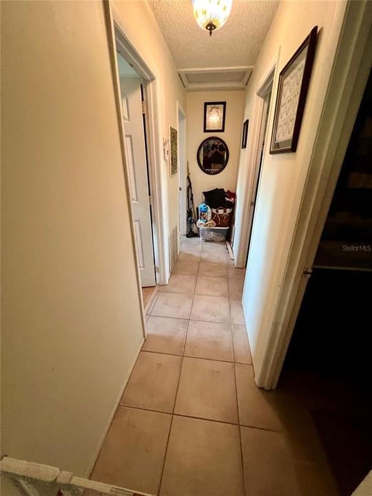 En Venta: $370,000 (6 camas, 0 baños, 1928 Pies cuadrados)