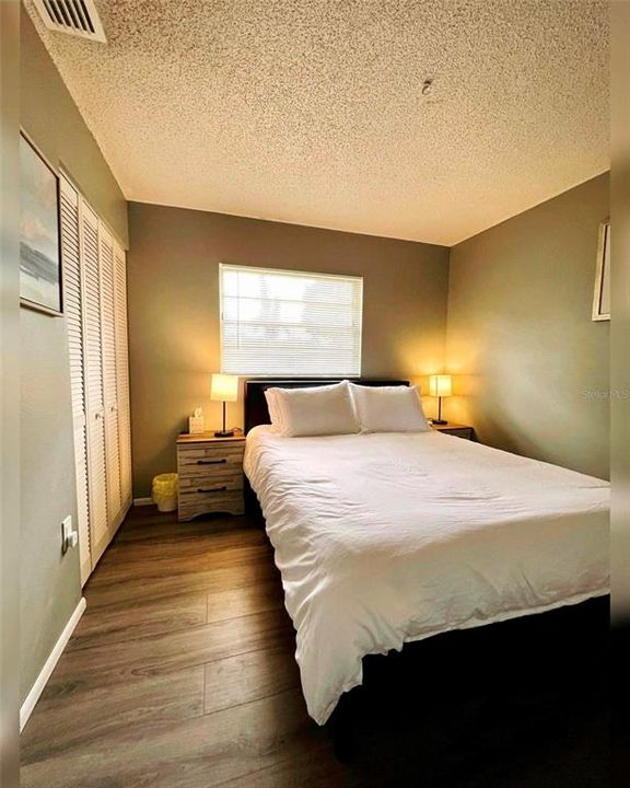 En Venta: $390,000 (6 camas, 0 baños, 1928 Pies cuadrados)