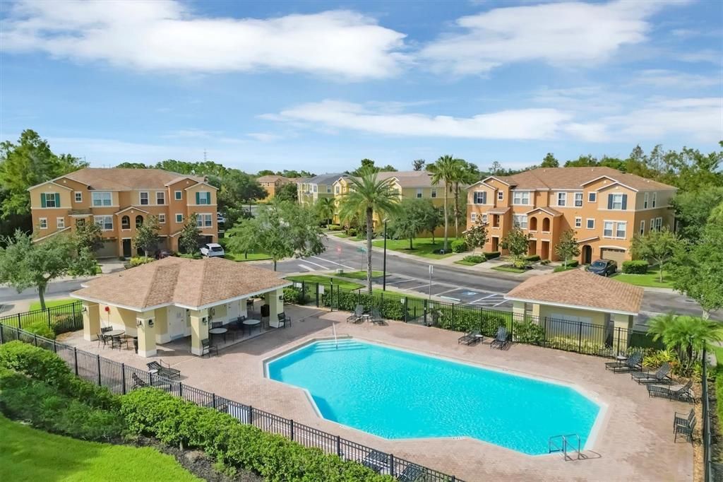 В аренду: $2,300 (2 спален, 2 ванн, 1064 Квадратных фут)