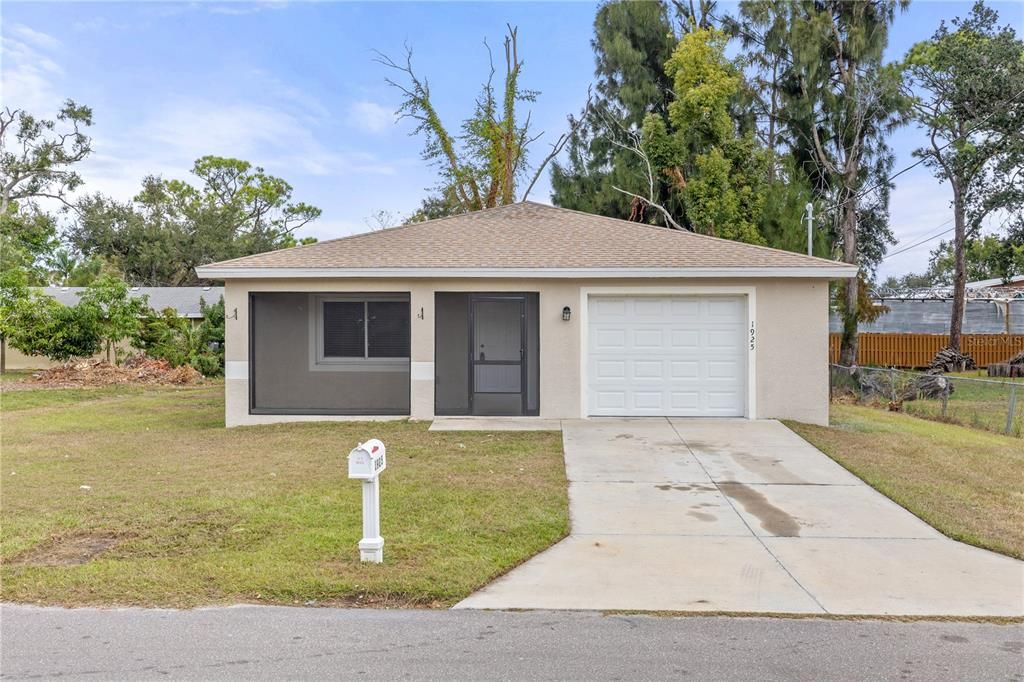 For Sale: $349,900 (3 beds, 2 baths, 1324 Square Feet)