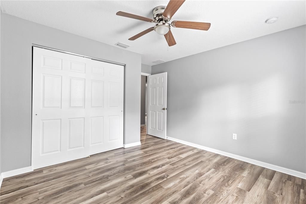 For Sale: $349,900 (3 beds, 2 baths, 1324 Square Feet)