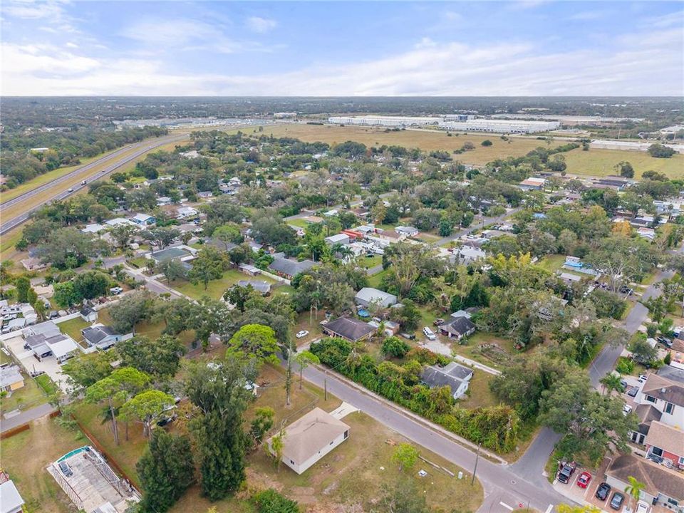 For Sale: $349,900 (3 beds, 2 baths, 1324 Square Feet)