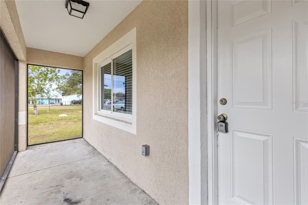 For Sale: $349,900 (3 beds, 2 baths, 1324 Square Feet)