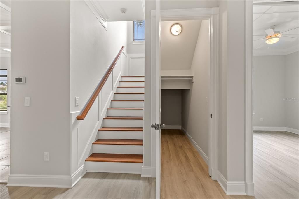 待售: $1,149,000 (3 贝兹, 3 浴室, 2704 平方英尺)