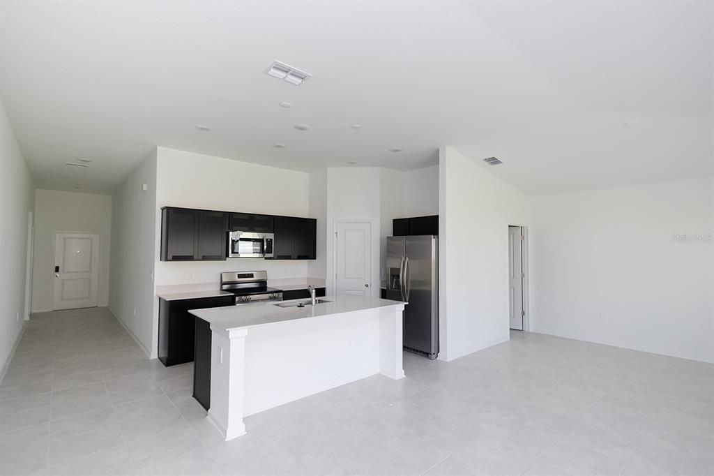 В аренду: $1,795 (3 спален, 2 ванн, 1540 Квадратных фут)