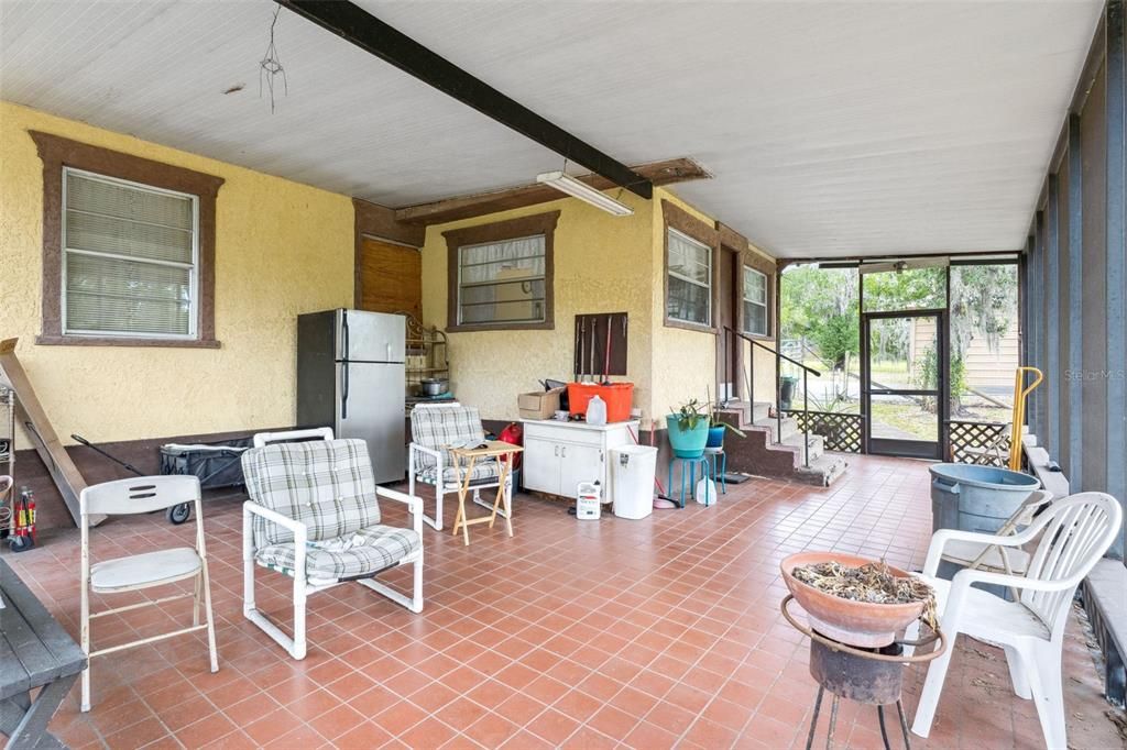 На продажу: $275,000 (2 спален, 2 ванн, 1101 Квадратных фут)