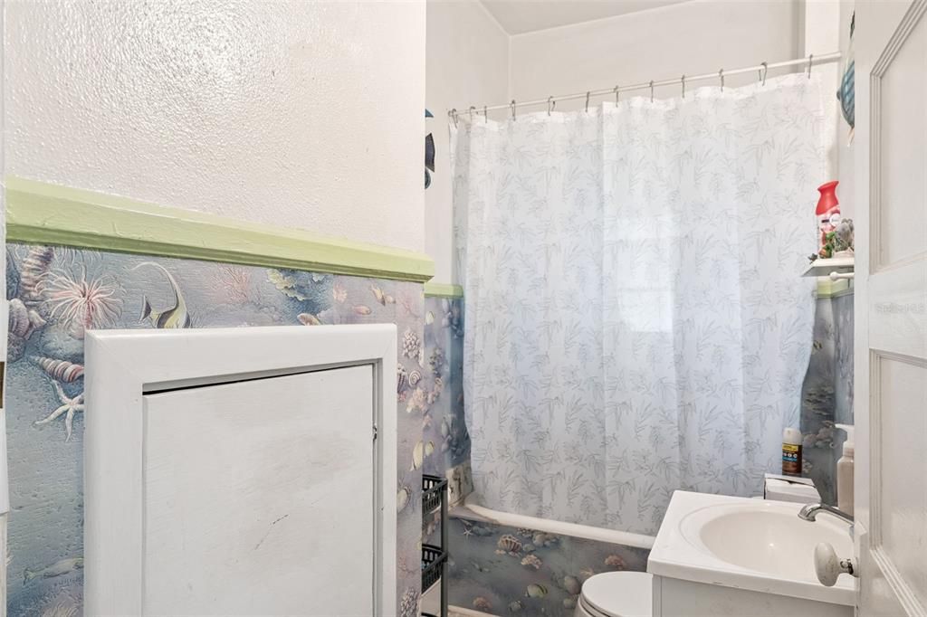 На продажу: $275,000 (2 спален, 2 ванн, 1101 Квадратных фут)