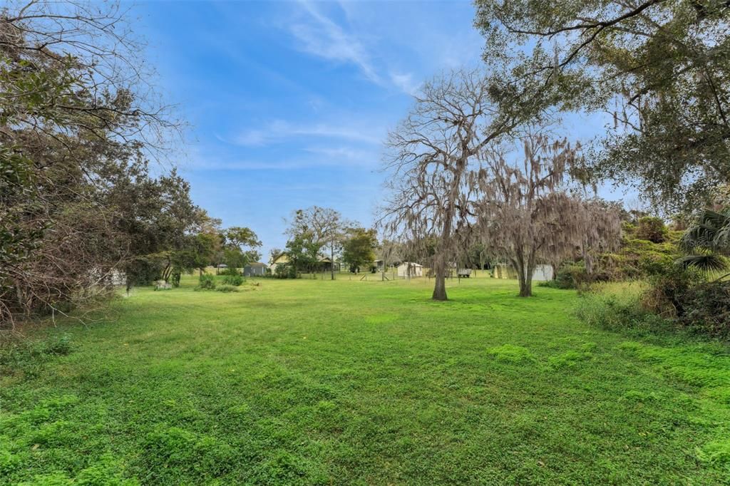 На продажу: $275,000 (2 спален, 2 ванн, 1101 Квадратных фут)