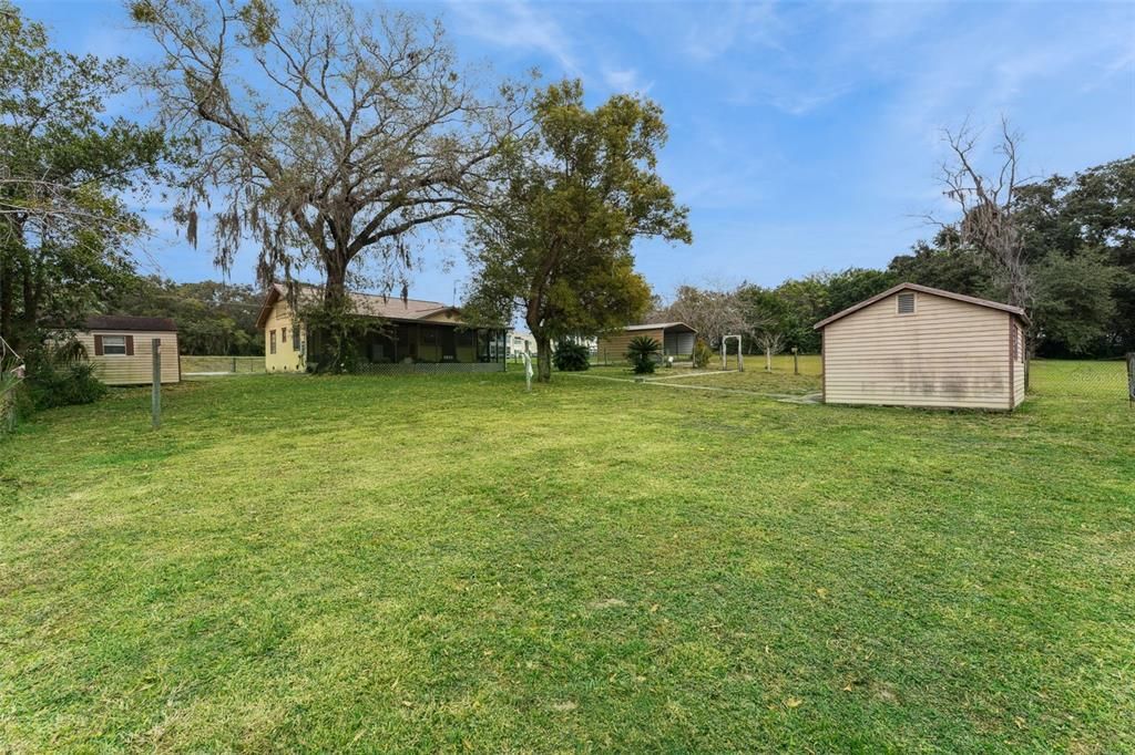 На продажу: $275,000 (2 спален, 2 ванн, 1101 Квадратных фут)