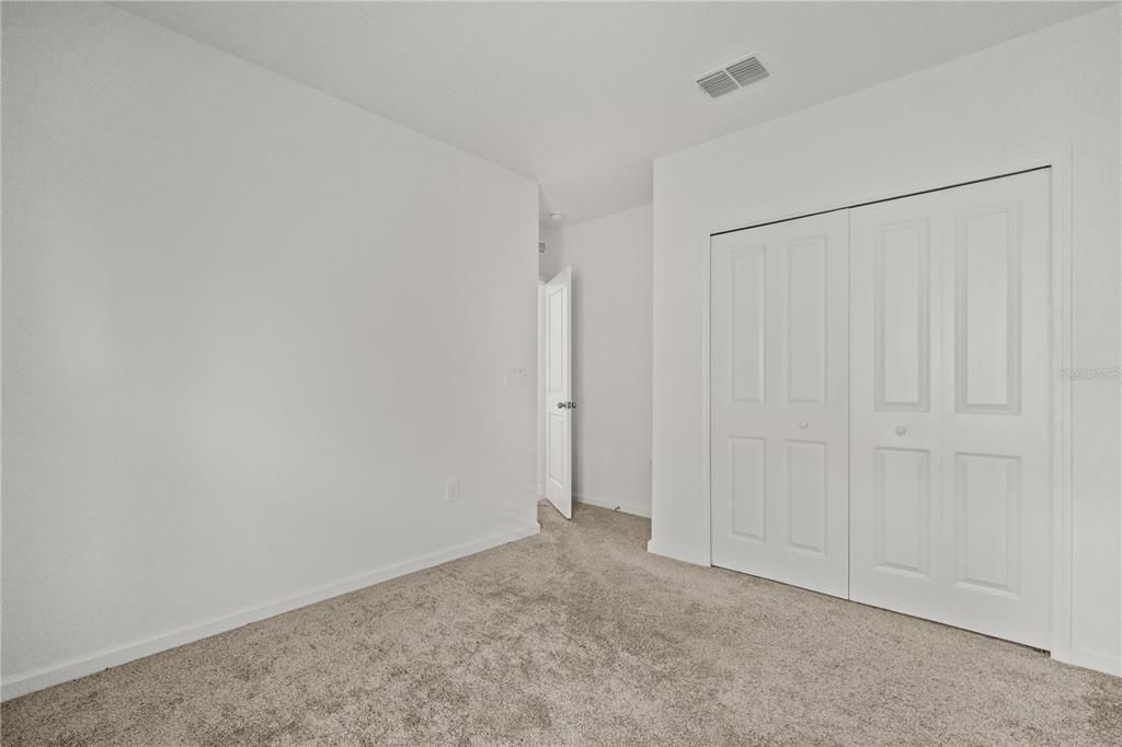 出租: $1,900 (4 贝兹, 2 浴室, 1950 平方英尺)