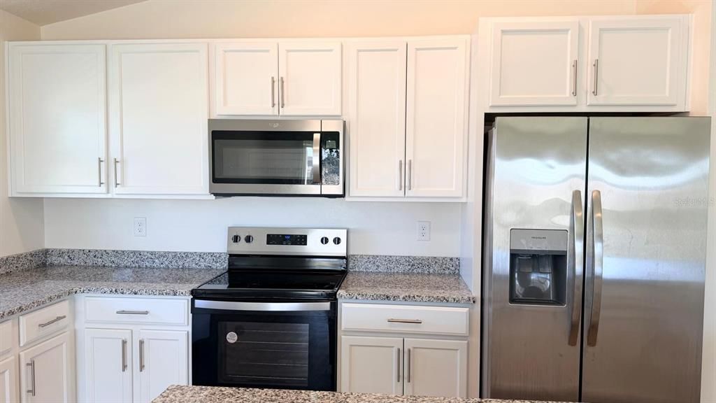 В аренду: $1,950 (3 спален, 2 ванн, 1542 Квадратных фут)