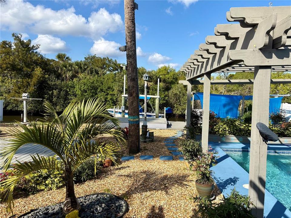 For Sale: $795,000 (3 beds, 2 baths, 1686 Square Feet)