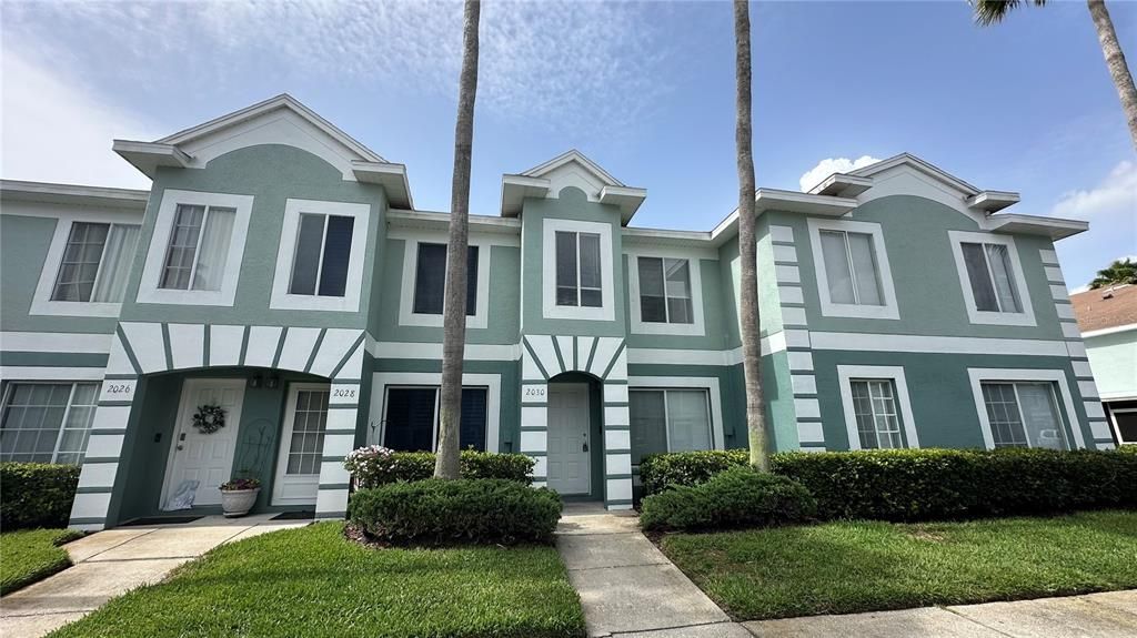 待售: $225,000 (2 贝兹, 2 浴室, 1595 平方英尺)