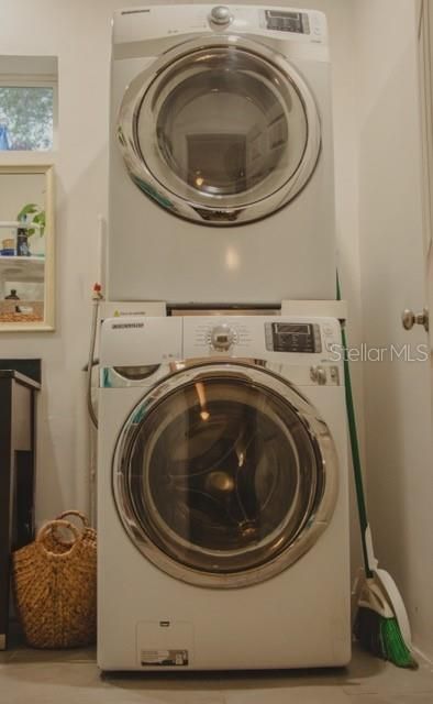 For Rent: $1,500 (1 beds, 1 baths, 308 Square Feet)