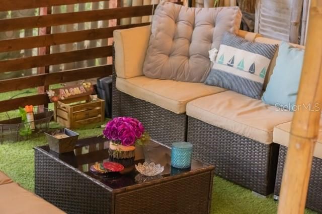 For Rent: $1,500 (1 beds, 1 baths, 308 Square Feet)