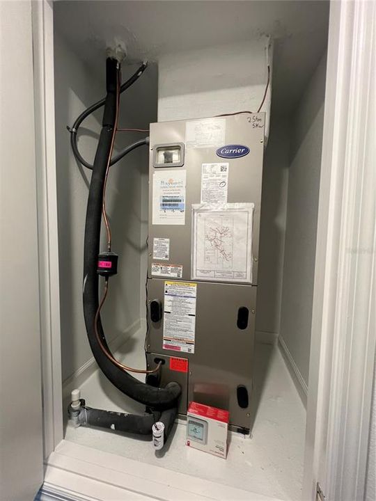 En Venta: $369,900 (4 camas, 3 baños, 2190 Pies cuadrados)