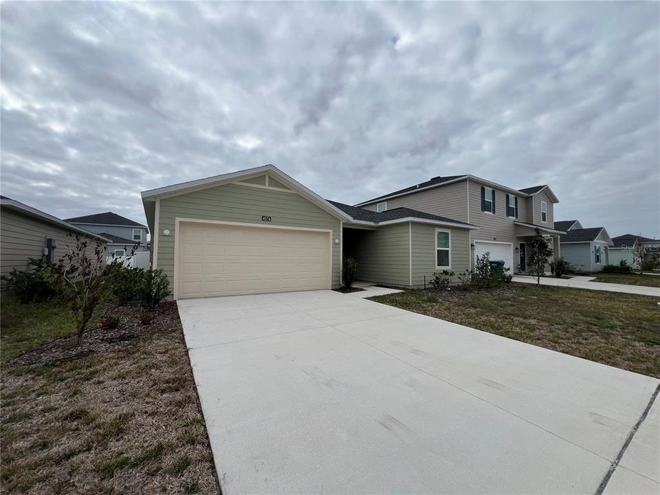 For Sale: $369,900 (4 beds, 3 baths, 2190 Square Feet)