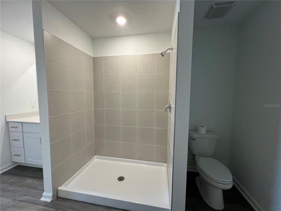 For Sale: $369,900 (4 beds, 3 baths, 2190 Square Feet)