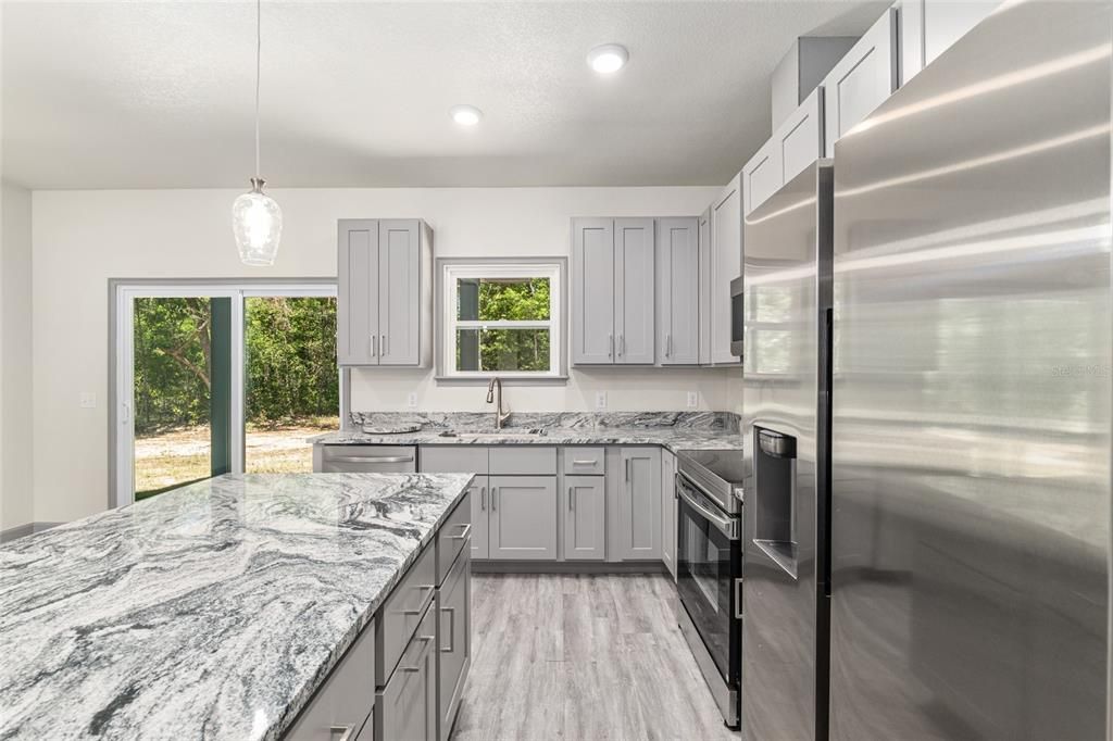 For Sale: $290,000 (3 beds, 2 baths, 1300 Square Feet)