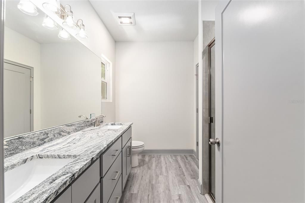 For Sale: $290,000 (3 beds, 2 baths, 1300 Square Feet)