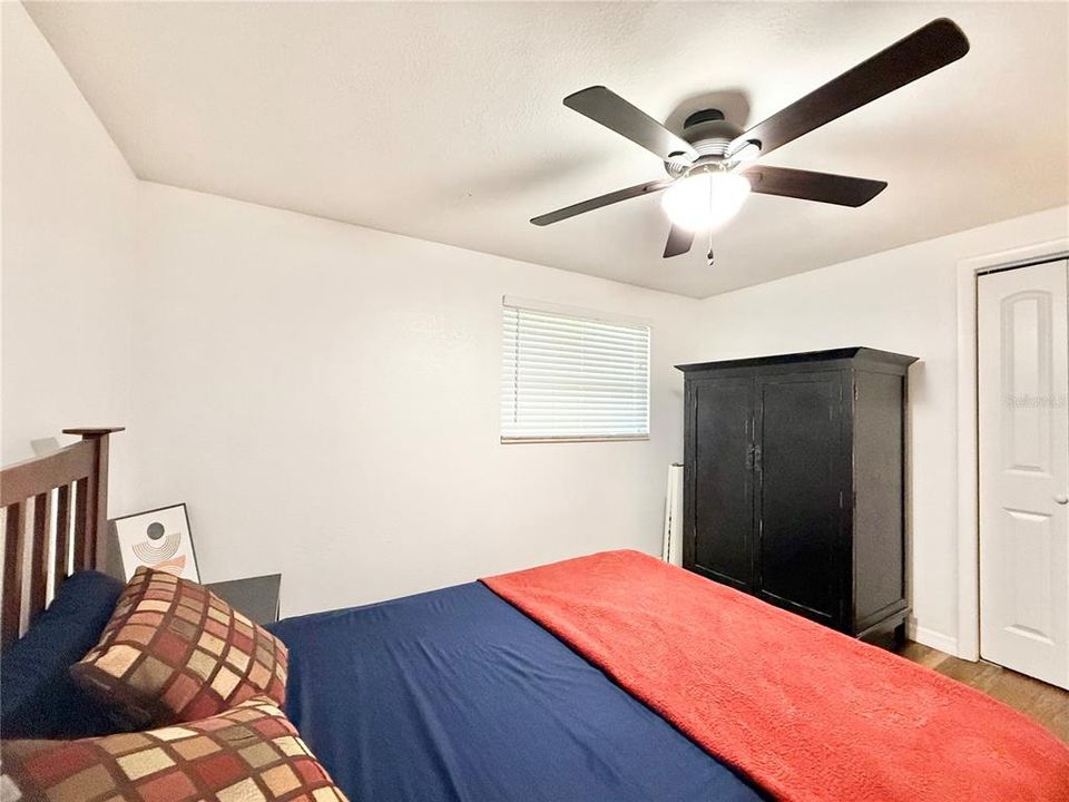 For Sale: $470,000 (3 beds, 2 baths, 1638 Square Feet)