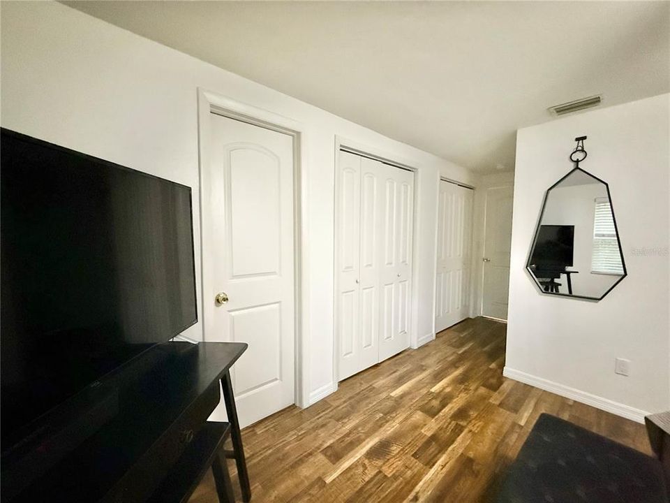 For Sale: $470,000 (3 beds, 2 baths, 1638 Square Feet)