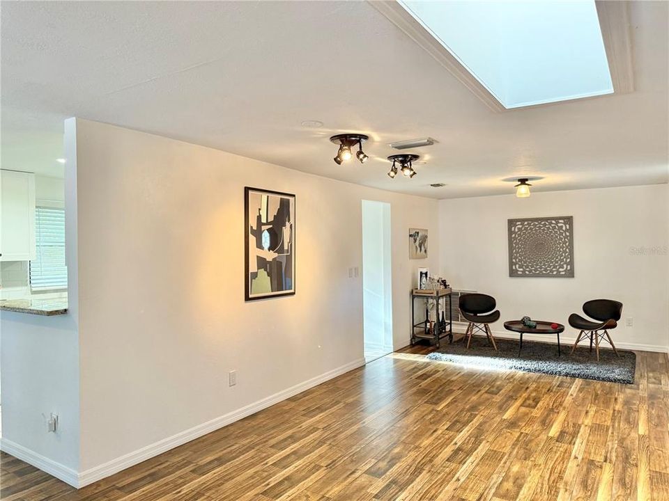 For Sale: $470,000 (3 beds, 2 baths, 1638 Square Feet)