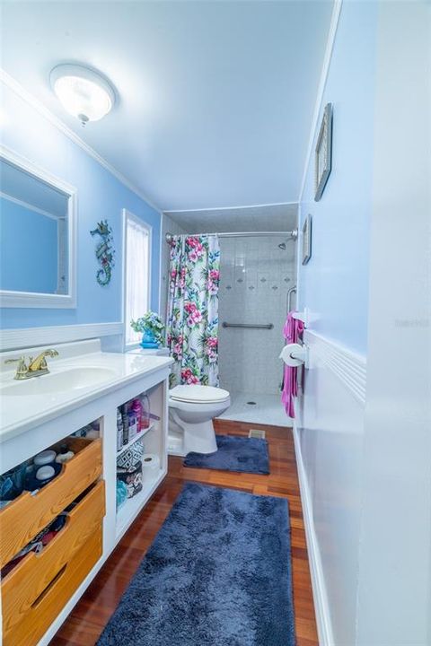 For Sale: $155,000 (3 beds, 2 baths, 1012 Square Feet)