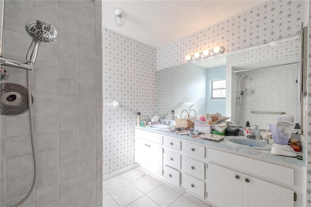 待售: $500,000 (3 贝兹, 3 浴室, 2446 平方英尺)