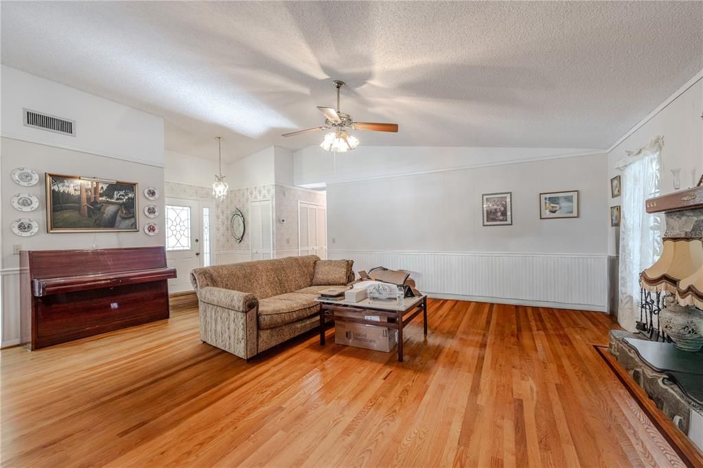 待售: $500,000 (3 贝兹, 3 浴室, 2446 平方英尺)