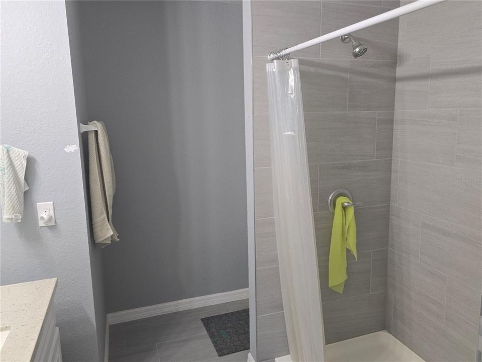 For Sale: $229,500 (3 beds, 2 baths, 1243 Square Feet)